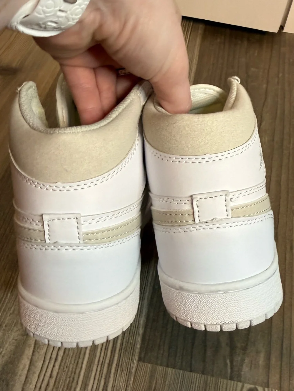 Nike Air Jordan 1 Retro High '85 